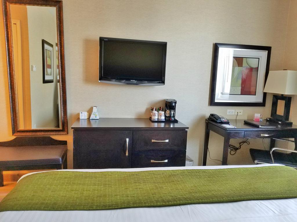 Best Western Plus Plaza Hotel New York